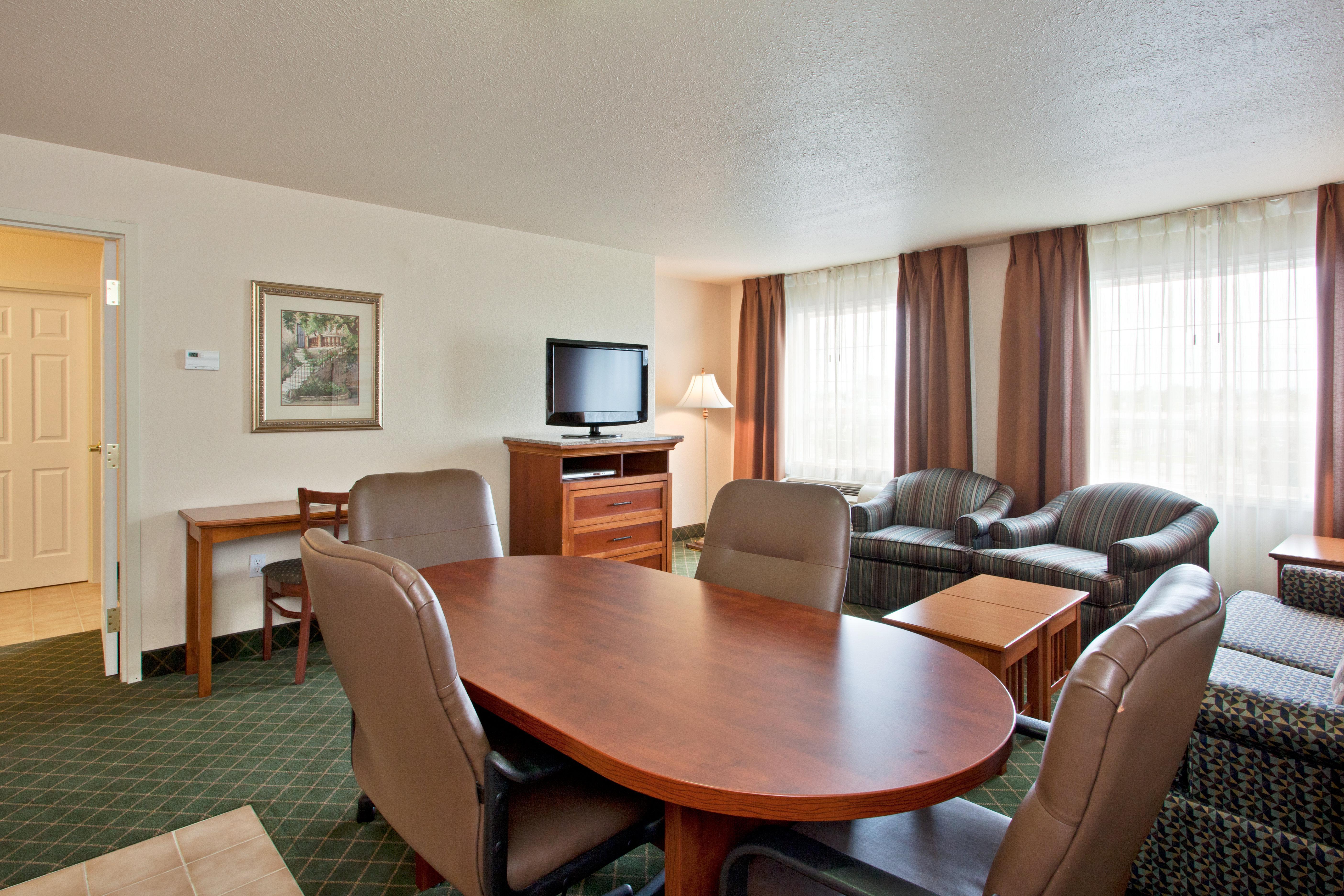 Staybridge Suites - Calgary Airport, An Ihg Hotel Szoba fotó